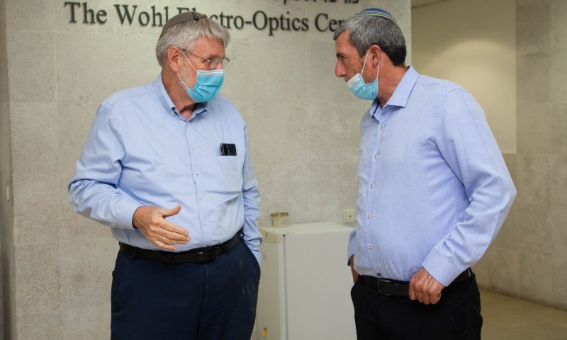 הרב רפי פרץ: "בוחן קידום של בניית קמפוס טל בי-ם"