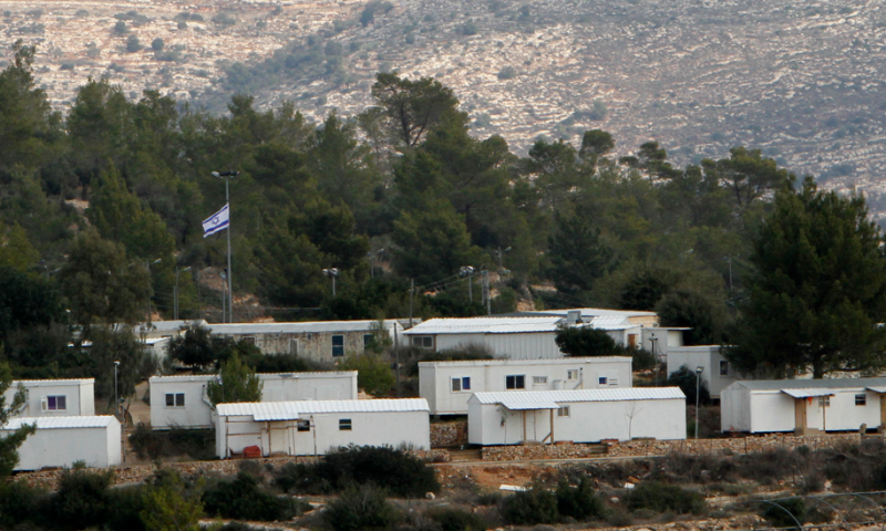 "לא ידעתי שאת גרה בשטחים, לא אקנה ממך שוב"