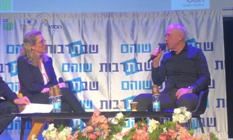 גלנט על גנץ: "שמונה מילים ופוסטר זה לא מספיק"