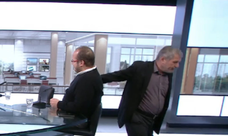 צפו &bull; בשידור חי: העימות בין הח"כים יצא משליטה