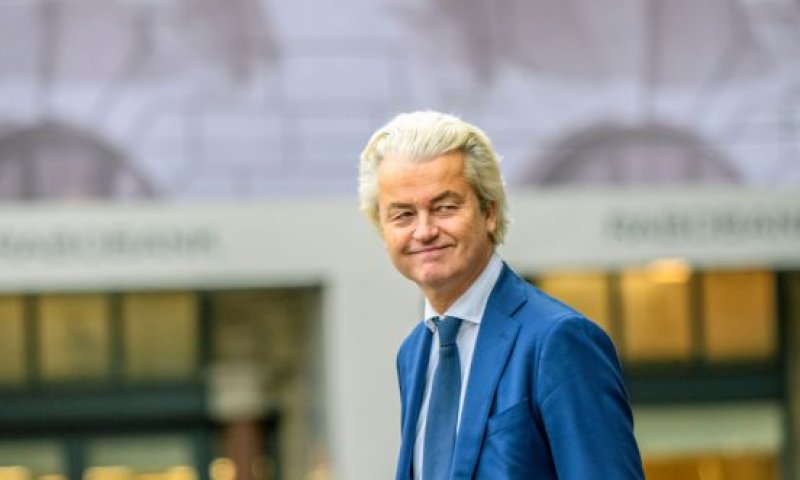 דרמה בהולנד: חירט וילדרס מוותר על ראשות הממשלה