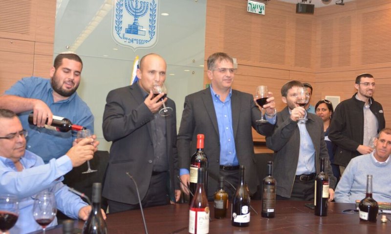 הצעות הפשרה לא התקבלו; וועדת השרים בוטלה