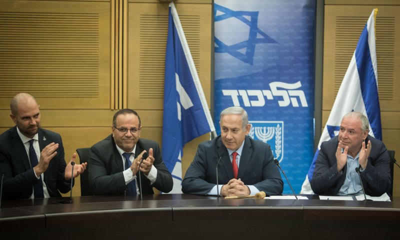 ״אי אפשר לנהל קבינט בציוצים בטוויטר ובהדלפות״