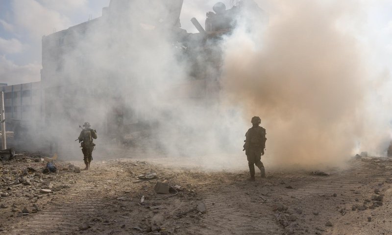 שלושה לוחמים נפצעו קשה בקרבות בצפון הרצועה