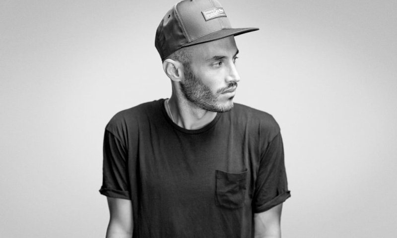 רגע לפני החתונה: נתן גושן בקליפ עם הארוסה &bull; צפו