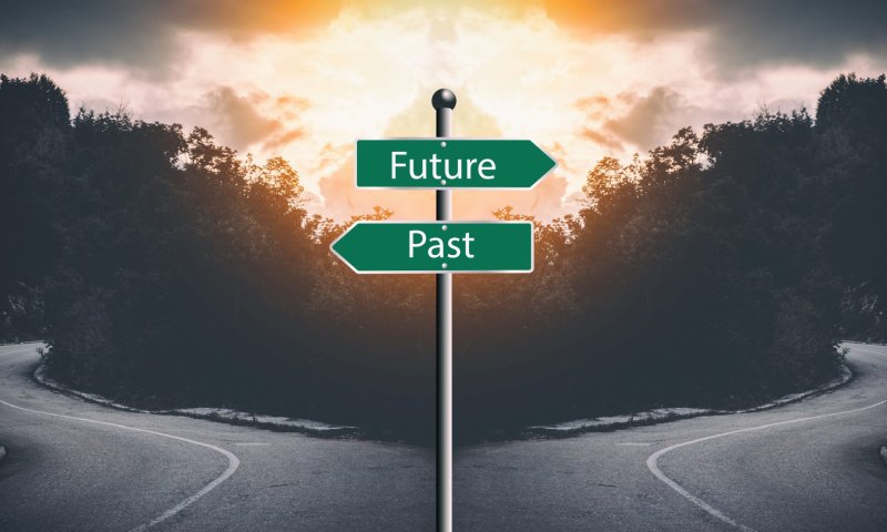 "חורים שחורים": איך מתמודדים עם העבר שהדחקנו?