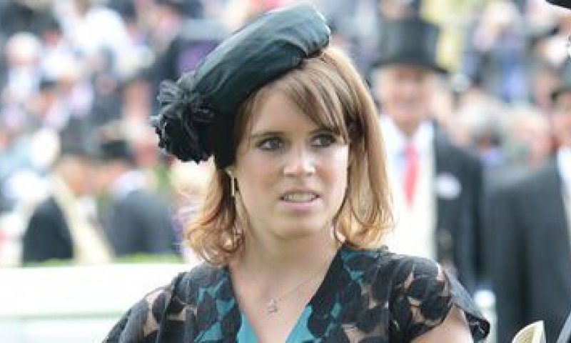 בייבי בום: הנסיכה יוג'יני חושפת תמונת סלפי פרטית