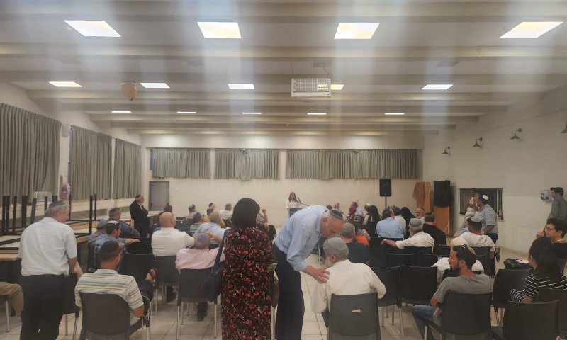 מרכז הבית היהודי אישר את ההסכם לפירוק המפלגה