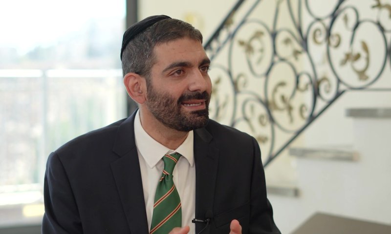 "כפוף לרבנים הראשיים; המהלכים של כהנא ימחקו"