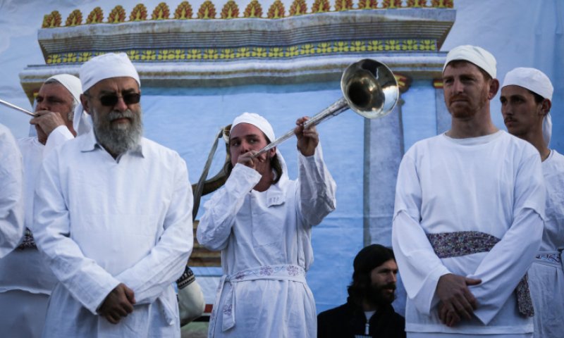 צפו: קצר על הפרשה| בבית שלישי יקריבו קורבנות?