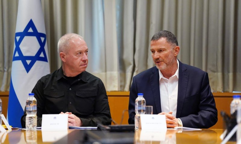 גלנט: נערכים לגיבוש מתווה גיוס לציבור החרדי לצה"ל