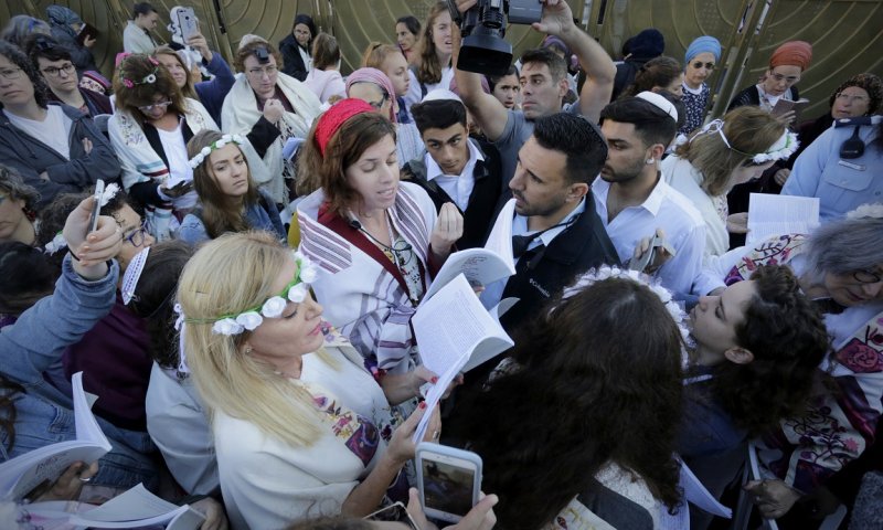 סוף לפרובוקציה: 'נשות הכותל' יורחקו מהכותל