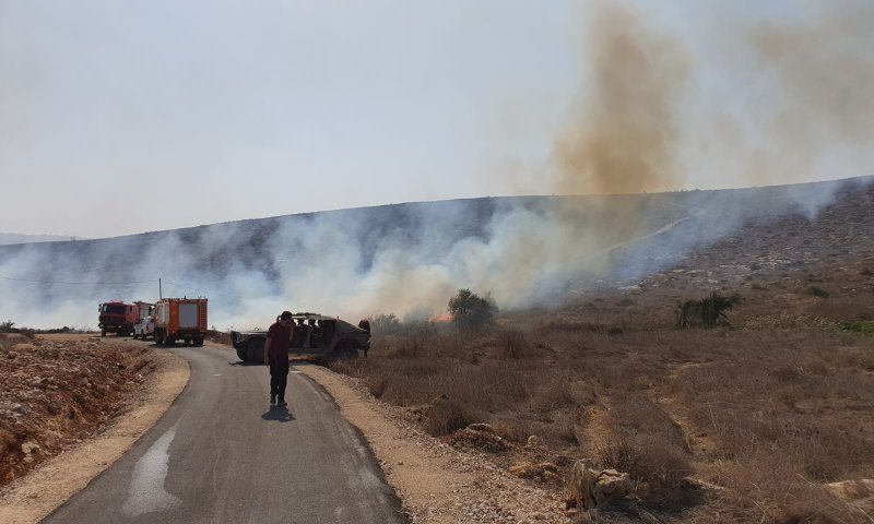 שריפה בסמוך לבית חגי; החל פינוי תושבים מקו האש