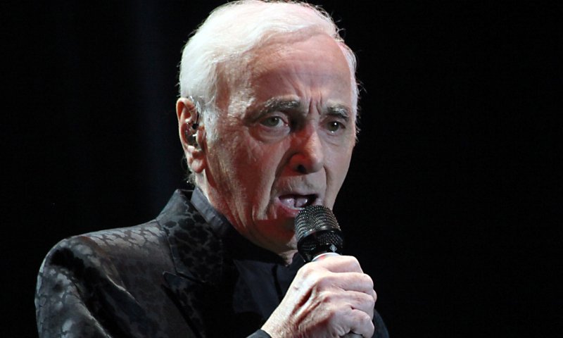 בגיל 94 הלך לעולמו הזמר הצרפתי שארל אזנבור