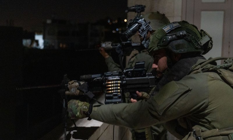 לוחמי צה"ל הגיעו לבית המחבל מגן יבנה. צפו בתיעוד