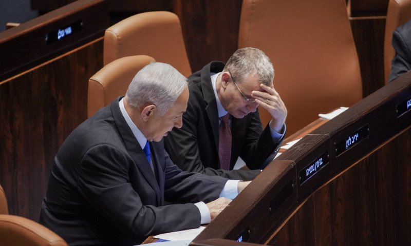 השיחות בבית הנשיא נעצרו; דריכות לקראת יום רביעי