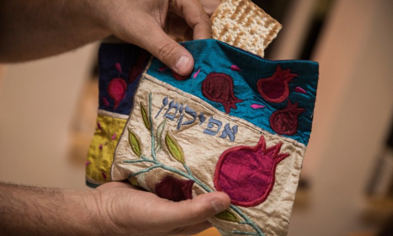 לפנות מקום עבור אחינו שמנהגיהם שונים משלנו