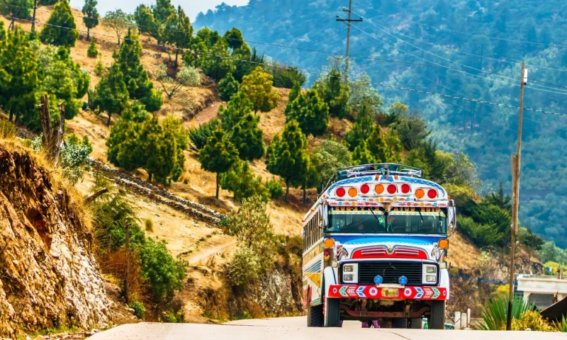 אסון בגואטמלה: מעל 30 הרוגים בתאונת אוטובוס