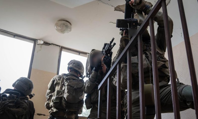 צה"ל מעמיק ברצועה: פשט על החמ"ל המרכזי בחאן יונס