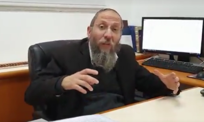 צפו: הרב רימון מחזק את הקמפיין של פתיל תכלת