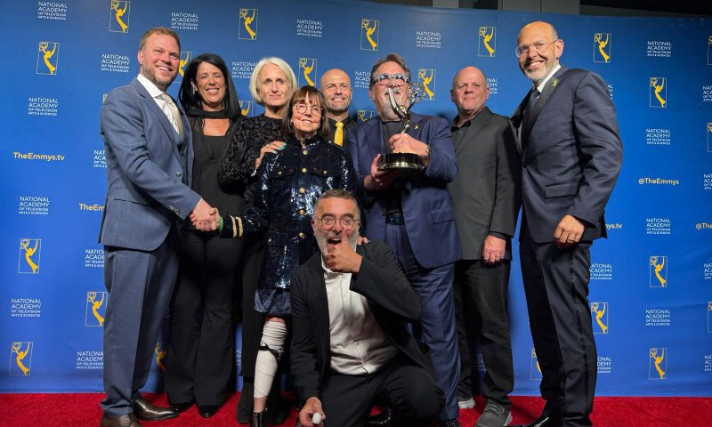 הסרט הישראלי זכה באמי, הבמאי תקף את הממשלה על הבמה