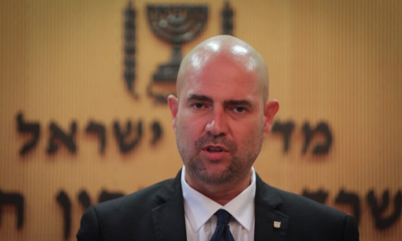 השר אמיר אוחנה: מי שימעל בתפקידו &ndash; יתוגמל