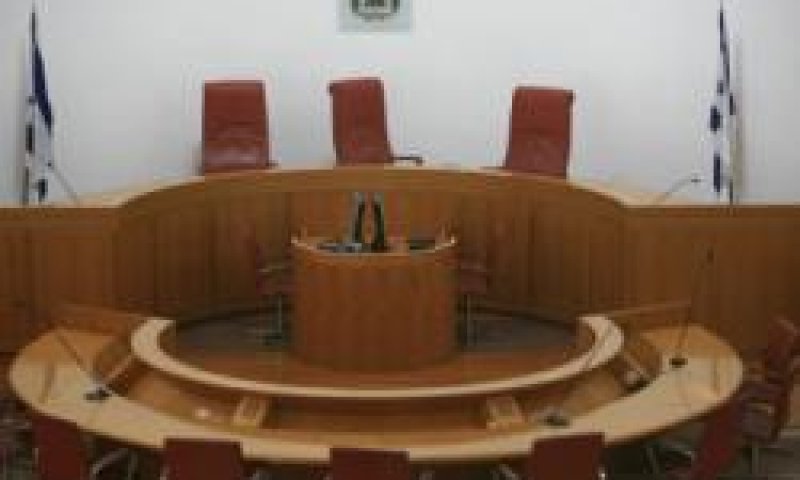 בג"צ מורה למדינה לשנות את תהליך בחירת רבני הערים