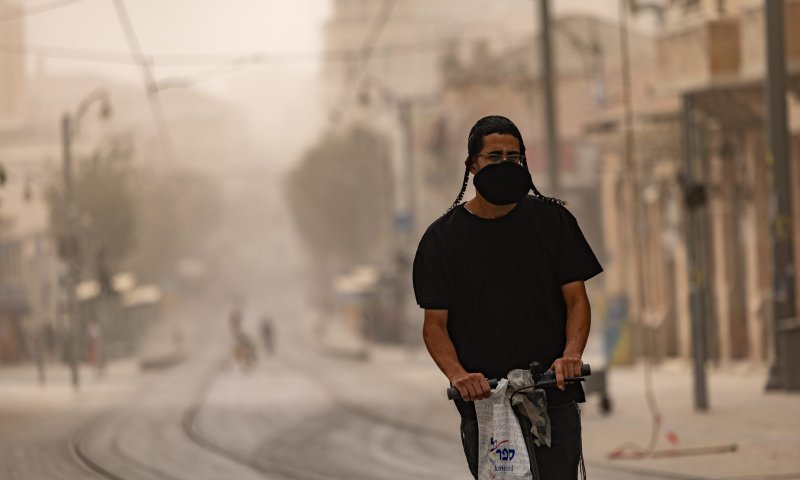 האמת מאחורי האבק שמכסה את ישראל: זו הסכנה שאתם&nbsp;חייבים להכיר