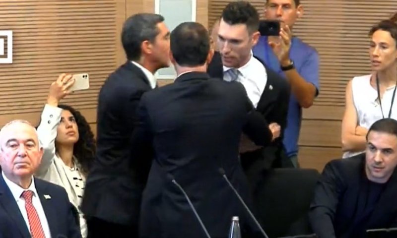 מהומה בוועדה: ח"כ סולק וסירב לצאת מהדיון