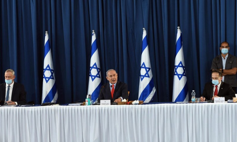 תקנות חירום: אדם אחד לכל 6 מ"ר בטבילה במקווה