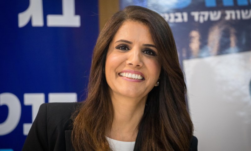 אלונה ברקת הודיעה: זה המאמן החדש של הפועל ב"ש