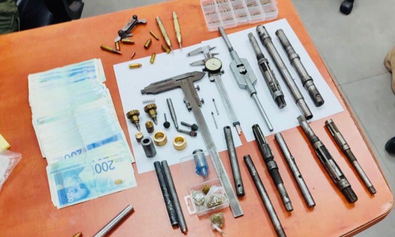 מחרטה לייצור נשק נתפסה בכפר ערבי בגזרת עציון