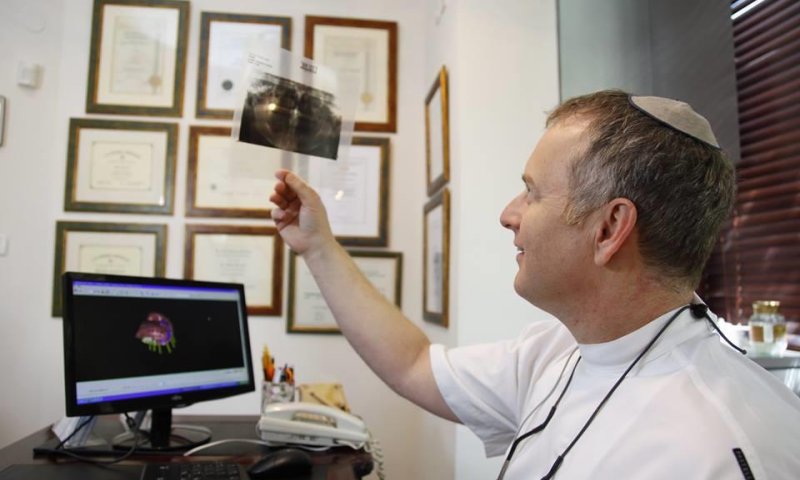 השתלות שיניים חדשניות: ד"ר ברוך עם 7 יתרונות מפתיעים