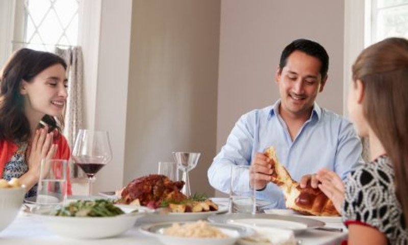 "הלכות" הכנסת אורחים/ הרב יעקב פילבר