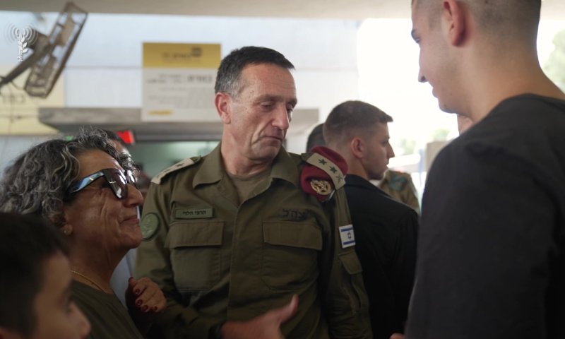 הרמטכ"ל מבהיר: "עמדתנו ברורה &ndash; גיוס לכולם"