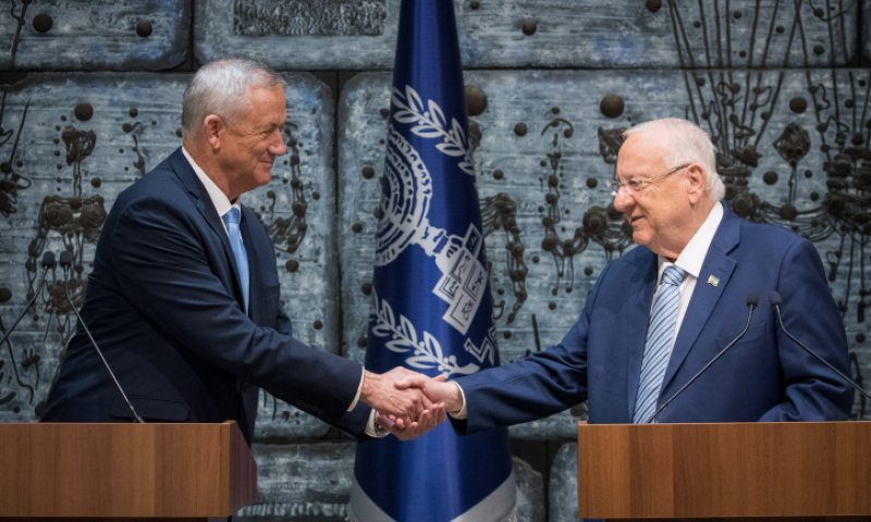 ריבלין: אטיל על גנץ את מלאכת הרכבת הממשלה