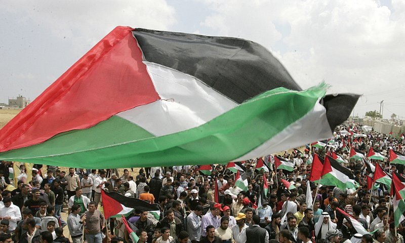 הפלסטינים: שני צעירים נהרגו מירי צה"ל