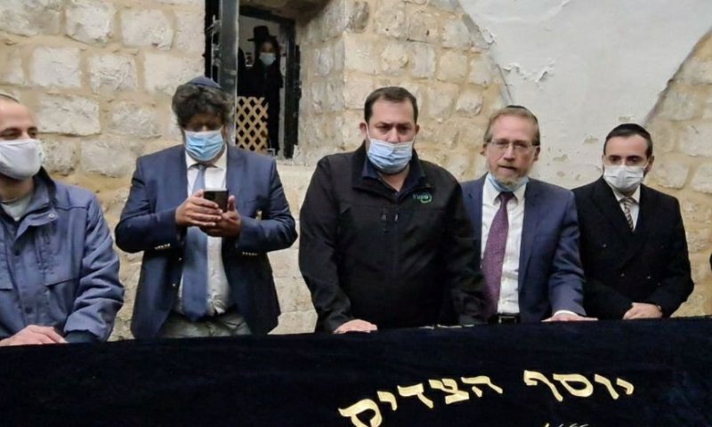 ח"כים וחבר פרלמנט צרפתי עלו הלילה לקבר יוסף