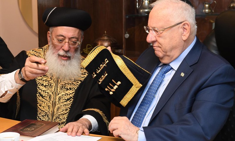 הנשיא לרב: "תלמידי הגר"א לא סמכו על מכירת חמץ"