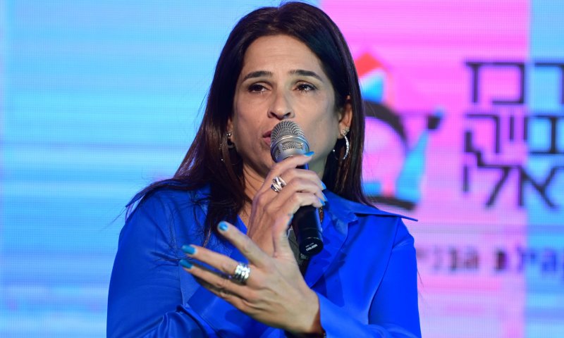 מרב בן ארי: "דוד לוי הוא היחיד שעזר לאמא שלי"