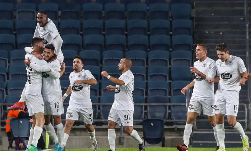 אחרי משחק דרמטי: מכבי חיפה מפסידה למכבי פ"ת