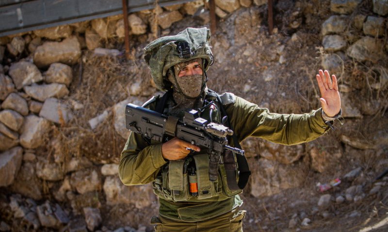 פיגוע ירי בשומרון: מחבלים ירו לעבר בסיס מג"ב