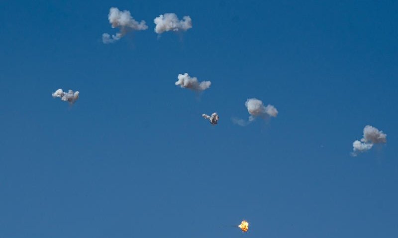 אזעקות במירון: עשרה שיגורים חצו מלבנון