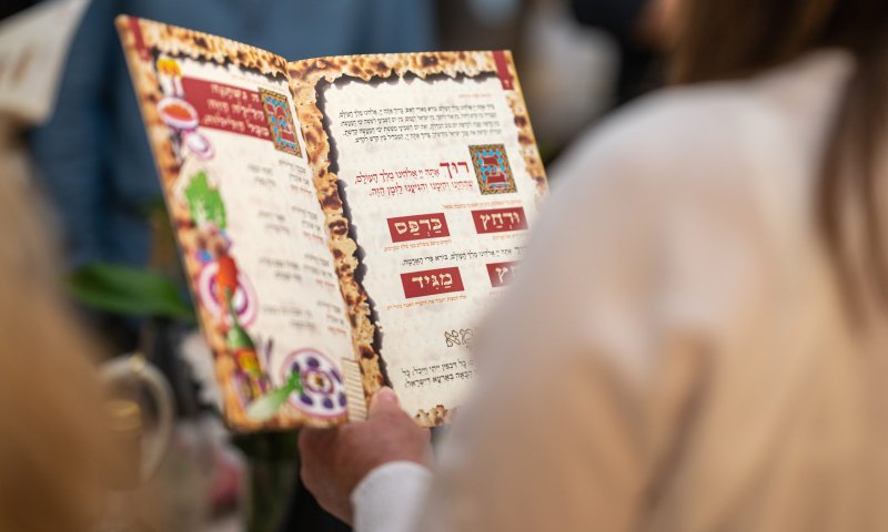 יותר מבסדר: מדריך הישרדות לרווקים בחג