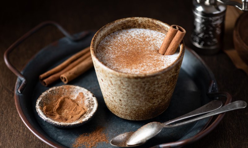 מושלם לחורף: 5 מתכונים לסחלב בריא וטעים