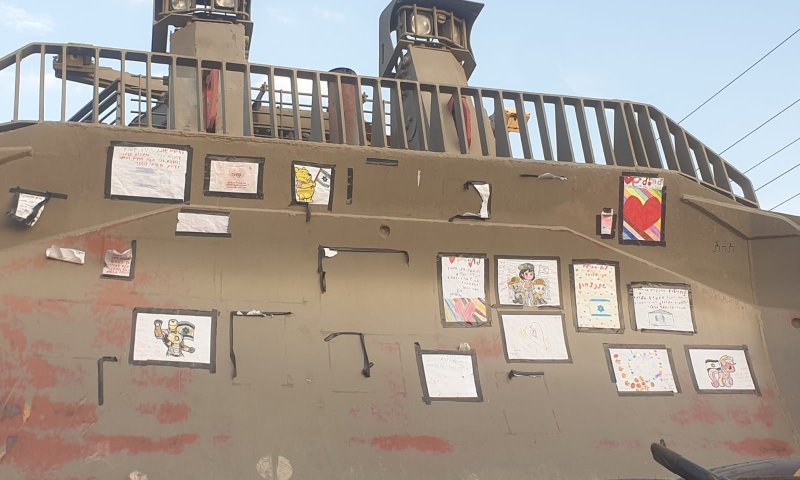 תמונת היום: זה מה שתלו לוחמי הנדסה על כף ה-D9