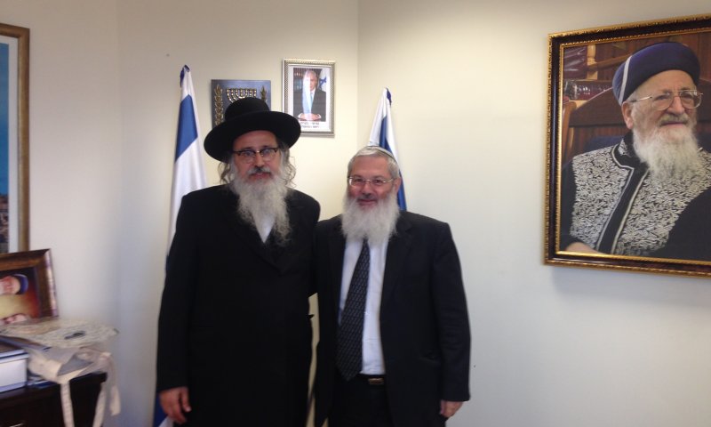 הרב בן דהן מתגייס לטובת הברסלבים היוצאים לאומן