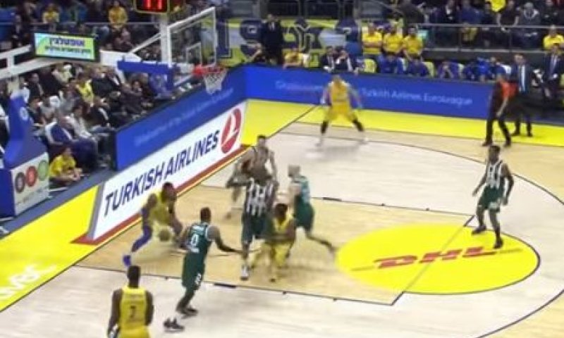 כמו בימים הגדולים: מכבי ניצחה את פנאתינייקוס. צפו