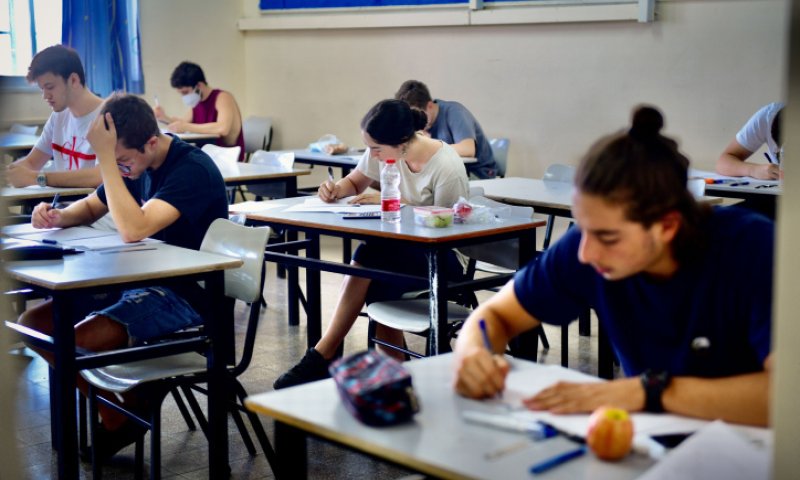 סופר נגד רפורמת הבגרויות: ״הזנחת החינוך היהודי״