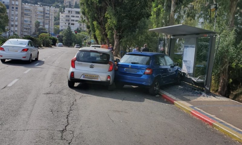 סטה מהכביש ודרס אישה שעמדה בתחנת אוטובוס